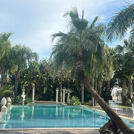Baglio Isolalunga Bed & Breakfast 4*